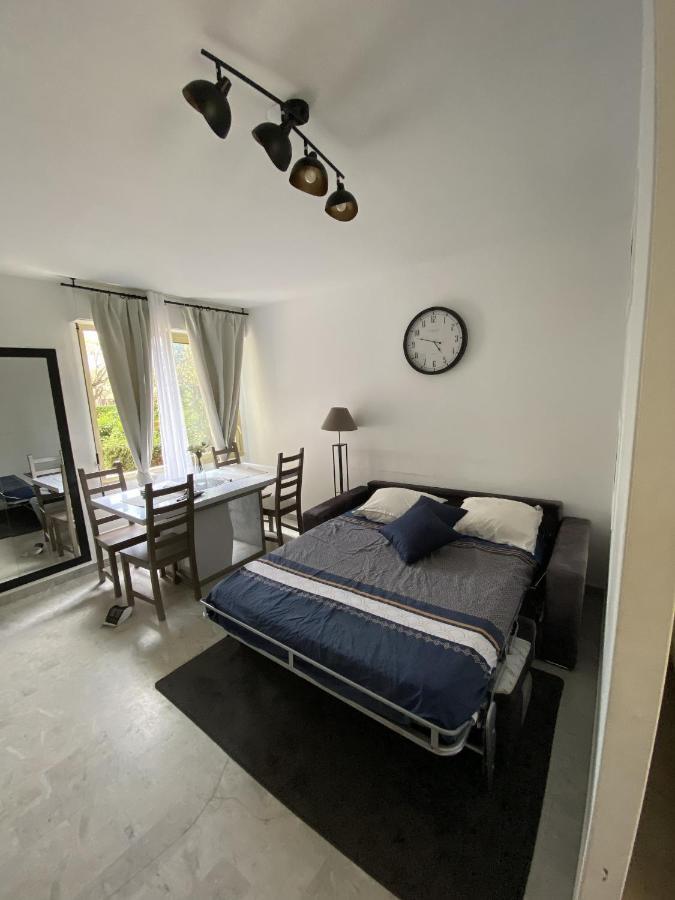 Magniolias - Residence Calme Avec Piscine, Tennis & Jardin Антіб Екстер'єр фото
